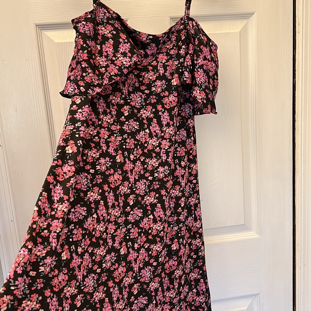 Stunning Isabel Garcia floral midi dress - Picture 8 of 9